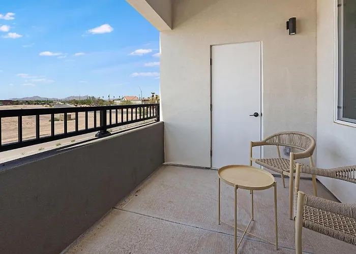 Landing Stylish 2Bd Gym Pool
