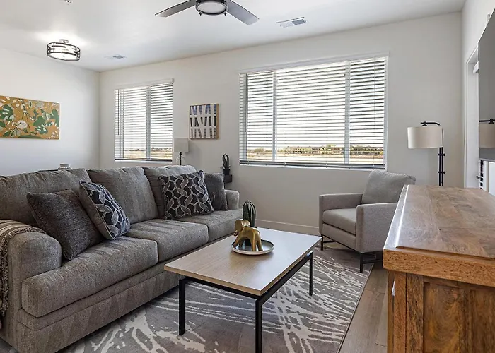 Apartment Landing Stylish 2Bd Gym Pool *