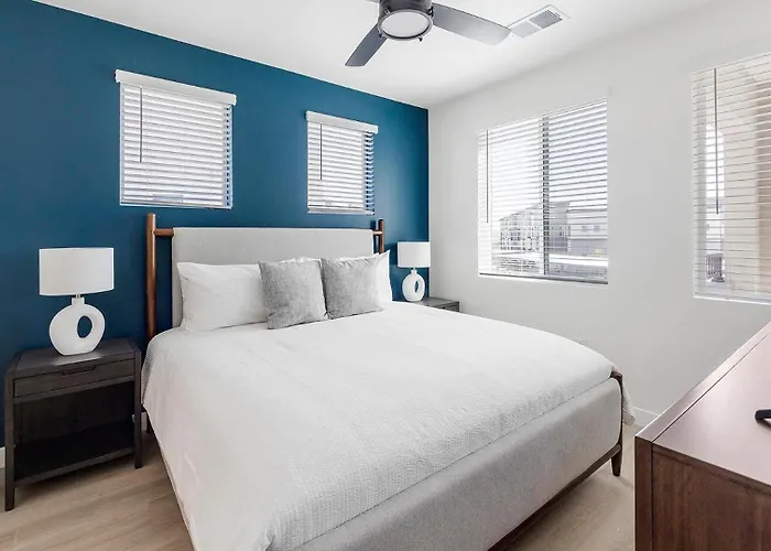 Landing Stunning 2Bd Gym Clubhouse Apartament *