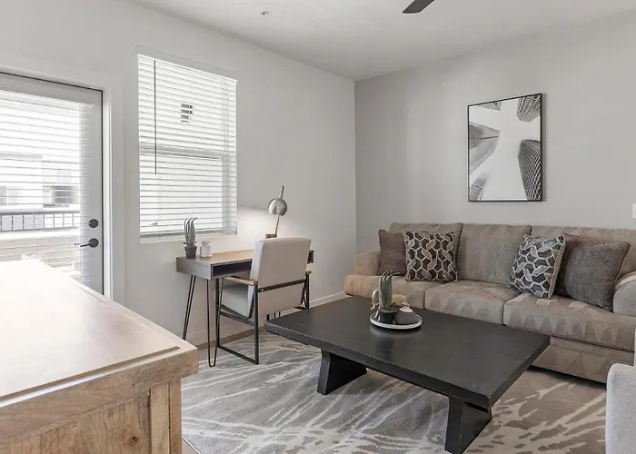Landing Stylish 2Bd Gym Pool *